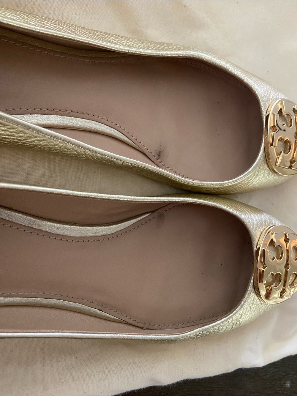 Tory Burch Metallic Gold Logo Ballet Flats - Picture 5 of 12